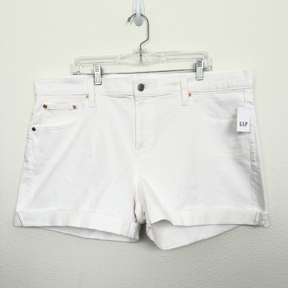 NWT Gap Womens 5" Mid Rise Shorts White Rolled Hem Cotton Size 20R Waist 35"